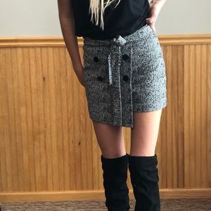 Express Houndstooth Skort